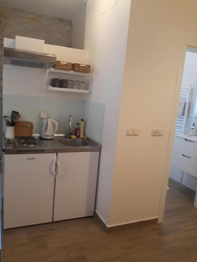 Apartments Vanesa Pula Exterior photo